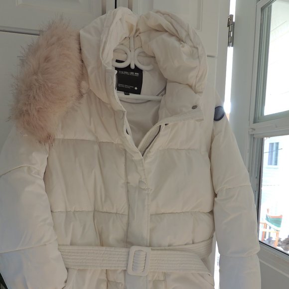 Noize white winter coat, false fur, vegan - Picture 1 of 6